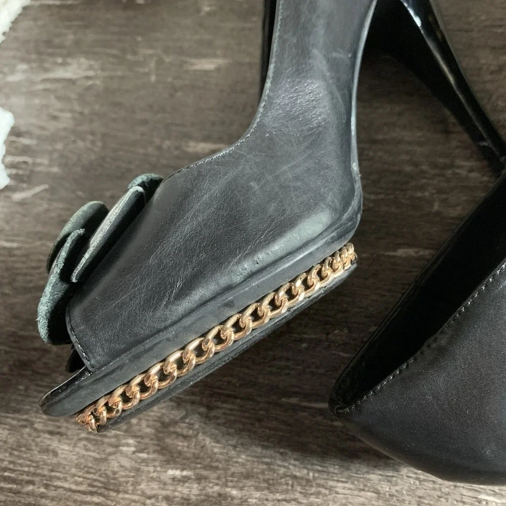 CHANEL Rare‎ Black Lambskin Camellia Stiletto Chain Heel Size 40